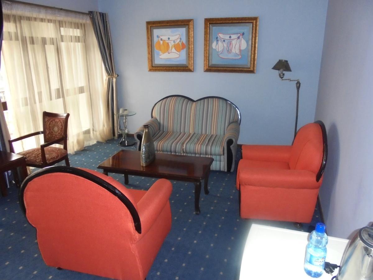 Global Hotel Аддис-Абеба Экстерьер фото